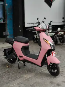 Uwinfly D65 Terbaru