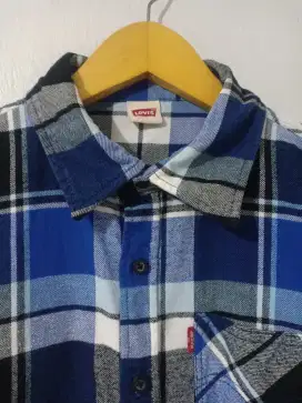 Kemeja Flanel Levis Size M