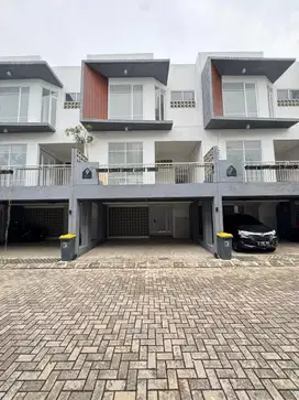 Cinere Blok K Rumah Brand New 3 Lantai Dekat Cinmall