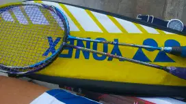 2 Raket badminton borongan bisa eceran bisa