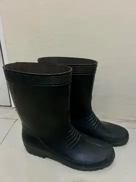 Sepatu AP Boots Bekas