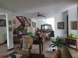 Rumah Lama Terawat Siap Huni Di Villa Cinere Mas