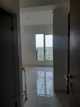 For sale 2 bedroom Apartemen Podomoro Golf View