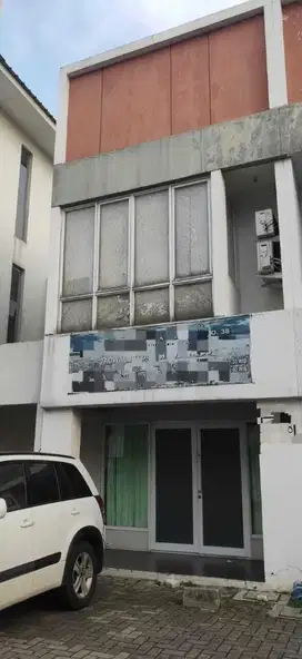 Dijual Cepat Lokasi Ramai Ruko 2 Lantai di Premier Park II Tangerang