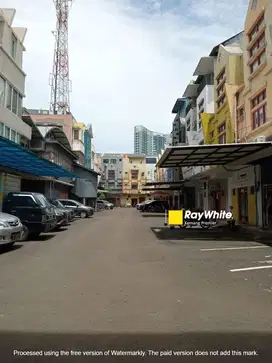 Pertokoan Bagus Asri 3,5 Lantai, Jalan Tanjung Barat