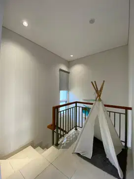Dijual Rumah Rapih Full Furnished di Carillo, Gading Serpong
