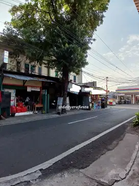 DIJUAL RUKO GANDENG 2.5 LANTAI PETUKANGAN JAKSEL