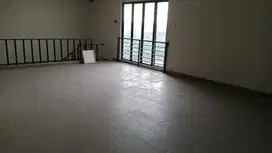 DISEWAKAN GUDANG STRATEGIS DI KAWASAN DAAN MOGOT INC OFFICE 2LANTAI