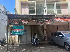 Ruko cocok untuk gudang,toko,online shop parkir luas strategis