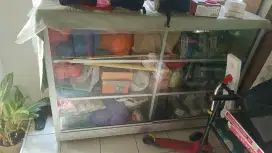 Etalase kaca 1.5 x1m