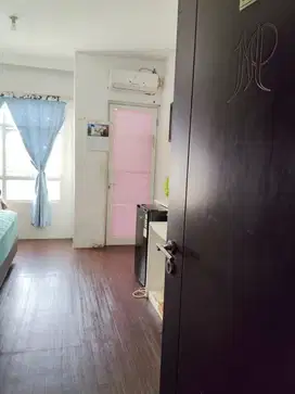 Dekat Pool‼️Apartemen Metropolis lantai 3 sudah shm dekat Ubaya