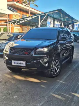 DP Rendah - Toyota Fortuner 2.4 4x2 VRZ Solar AT 2016 Hitam
