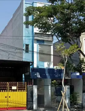 JUAL RUKO JL KUTAI SURABAYA 3 LANTAI LOKASI STRATEGIS