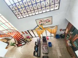 Jual Villa Jumbo Terawat di Komplek Cemara Asri Jalan Seroja Medan