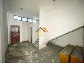 Ruko 3,5 Tingkat Dijual Komplek Asia Megamas Blok LL / Gg.Saikun