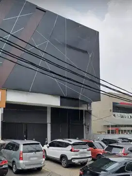 RUKO GANDENG 2 LANTAI KEBON JERUK EX SHOWROOM PARKIR LUAS KOMERSIL