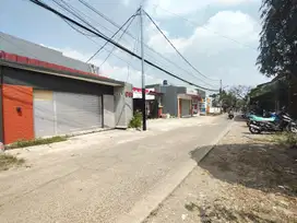 Kios Usaha Harga Ekonomis didaerah Padat Penduduk Bambu Apus Pamulang