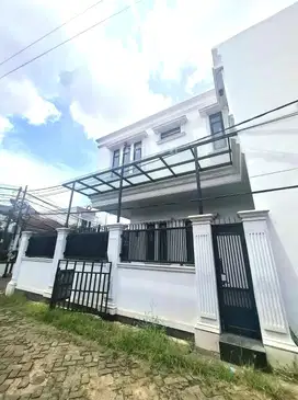 Dijual Rumah Minimalis Modern Dekat Bintaro 8211
