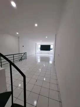 Dijual Ruko Rapih 3lantai Kopo Mas