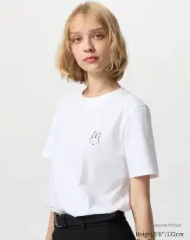 Tshirt putih bunny uniqlo