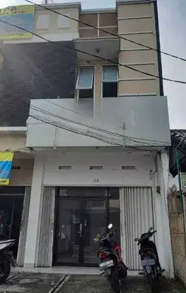 Disewa Ruko 2,5 Lantai Pondok Kopi Duren Sawit Jakarta Timur