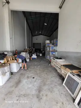 Gudang Siap Pakai di Green Sedayu Bizpark Daanmogot, Jakarta Barat