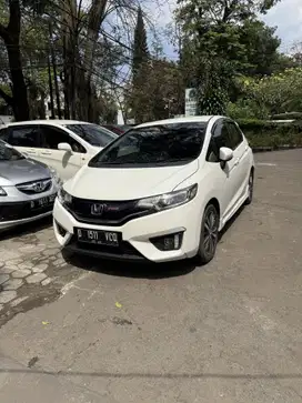 Honda Jazz Rs At matic 2015 Low km antik cvt terawat mulus putih
