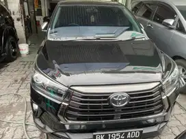 Toyota Kijang Innova 2.4 Venturer matic 2022