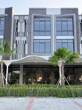 Ruko 3 Lantai, Strategis, Cocok Untuk Usaha, Pakuwon City, Surabaya