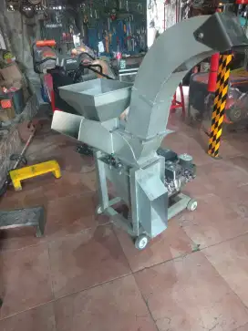 MESIN CACAH PAKAN TERNAK