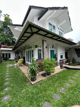 Dijual Rumah Dalam Komplek Favorit di Lebak Bulus