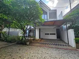 RUMAH MEWAH BRAND NEW LOKASI PREMIUM DI KEMANG JAKARTA SELATAN