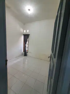 DIJUAL RUMAH SIAP HUNI DI KALIURANG DEKAT YOGYA CITY MALL