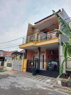 Dijual cepat Rumah 4KT di Duta Bumi 3 Harapan Indah Bekasi