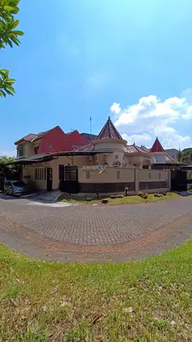 Dijual Rumah Hook Terawat & Siap Huni di Villa Puncak Tidar, Malang