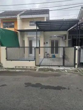 Dijual cepat rumah siap huni hunian nyaman di Paradise Serpong City