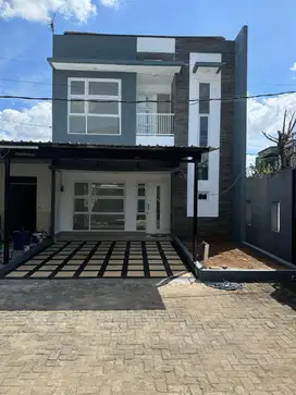 Dijual Rumah Cakep 2 Lantai di Kawasan Ciputat