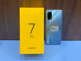 Second Ex display Realme 7 Pro 8/128GB lengkap 1.5jt