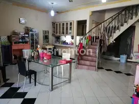 jual rumah lama masih layak huni daerah kenjeran di lebakmurah