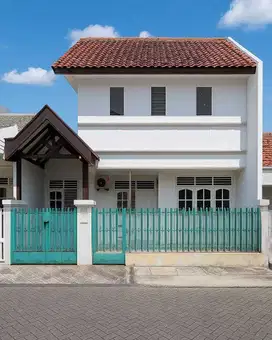 Dijual rumah darmo permai selatan