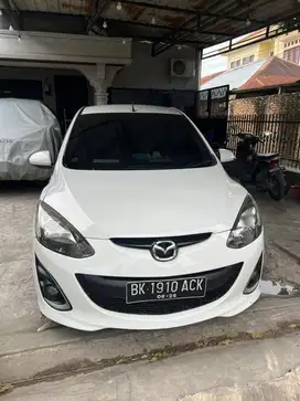 mazda 2 tangan pertama