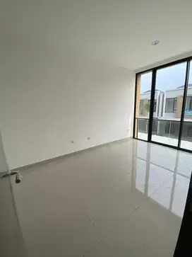 Sewa Rumah PIK 2 Milenial Luas 6x10 2 Kamar tidur harga 35 Juta/Tahun