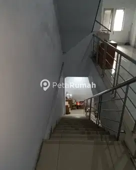 DIJUAL TOWNHOUSE JALAN KL YOS SUDARSO - DAERAH GLUGUR (ACHIEN)