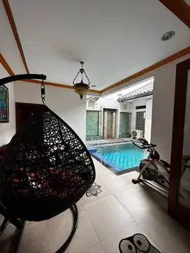 Rumah lingkungan hunian Aman Dan Nyaman Jatiwaringin, Jakarta Timur