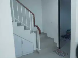 Rumah Di Metland Puri Tangerang Luas 6x11m 2 Lantai Samping Taman