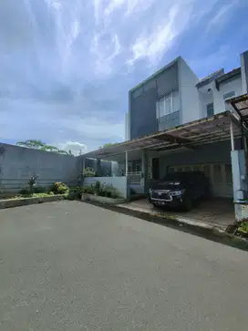 Dijual Rumah Siap huni di Cluster Billymoon Pondok Kelapa Jakarta