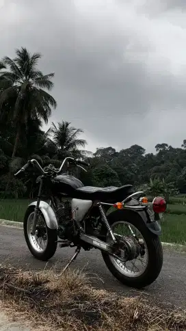 Megapro custom british style