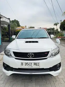 Dijual Fortuner VNT TRD  AT 2013