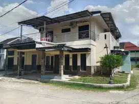 Rumah Hook Komplek One Gate Pusat Kota