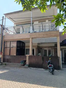Rumah Pantai Mentari Bulak Surabaya Timur